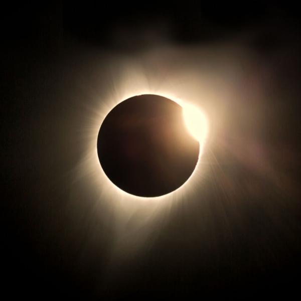 Image for event: Eclipse Pinhole Viewer